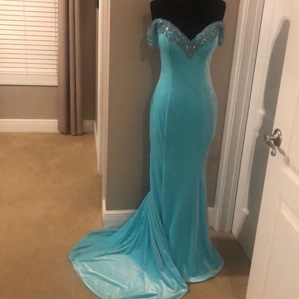 Blue velvet prom or pageant dress
